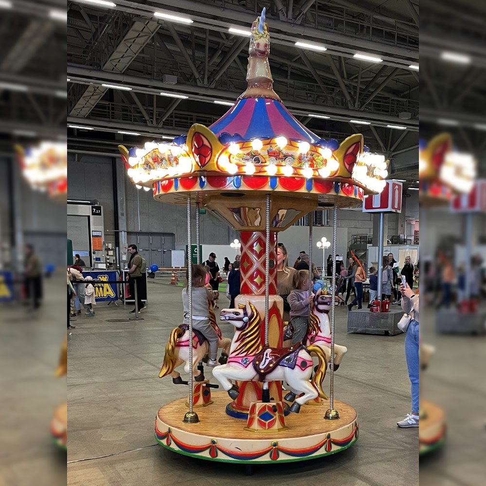 Hevoskaruselli2 Hevoskaruselli